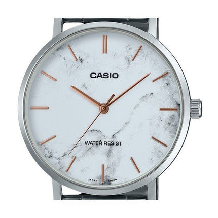 Casio Standard Analog rustfrit stål Marmor inspireret hvid skive Quartz MTP-VT01DM-7A herreur