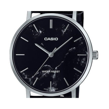 Casio Standard Analog sort læderrem Marmorinspireret sort skive Quartz MTP-VT01LM-1A herreur